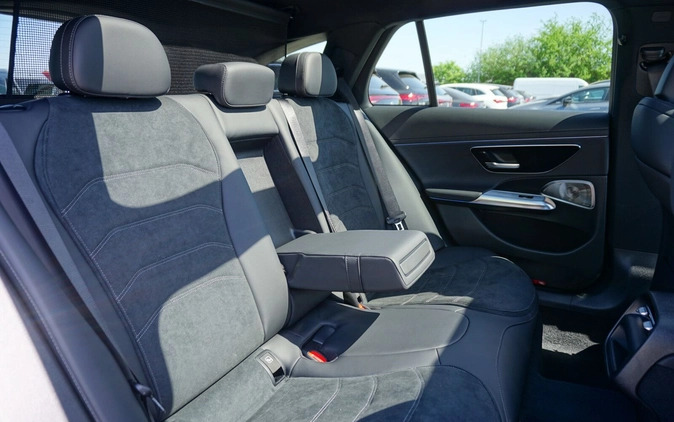 Mercedes-Benz Klasa E cena 377500 przebieg: 1, rok produkcji 2024 z Hrubieszów małe 92